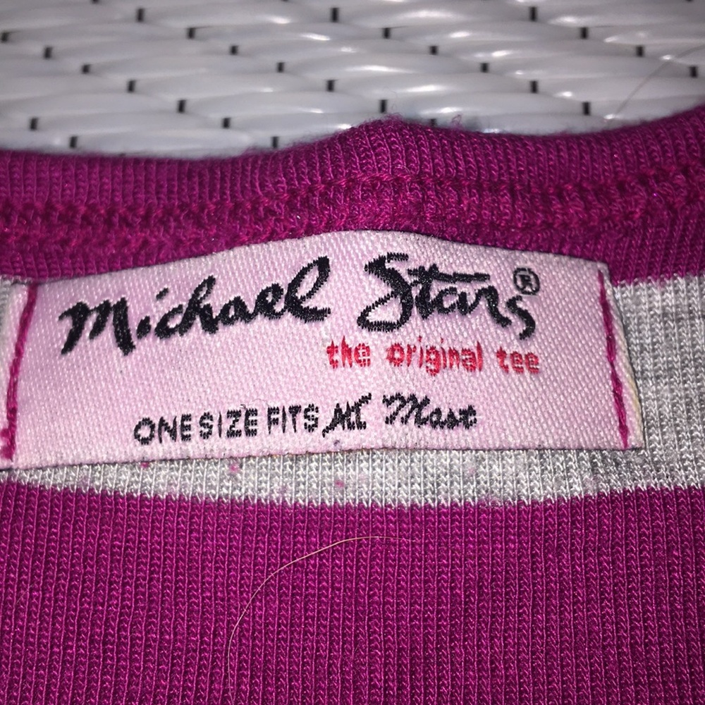Women’s Top - Picture 2 of 2